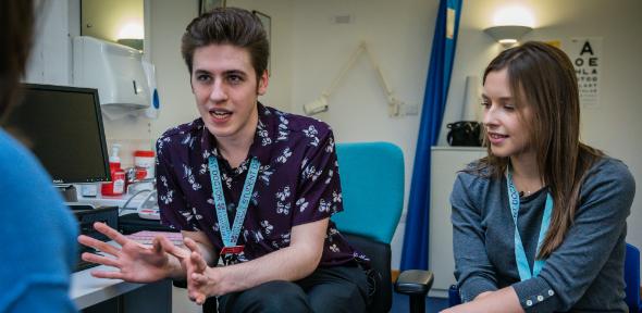 Medical Students in General Practice (c) Nick Saffell Medical Students in General Practice (c) Nick Saffell